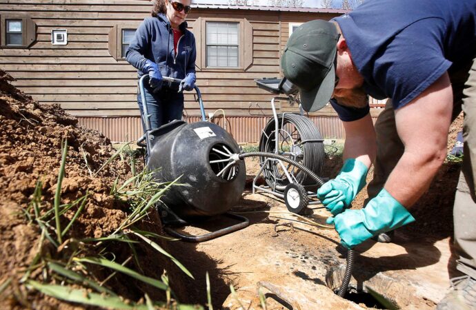 Amarillo TX Septic Tank Pumping, Installation, & Repairs Home Page Image-We offer Septic Service & Repairs, Septic Tank Installations, Septic Tank Cleaning, Commercial, Septic System, Drain Cleaning, Line Snaking, Portable Toilet, Grease Trap Pumping & Cleaning, Septic Tank Pumping, Sewage Pump, Sewer Line Repair, Septic Tank Replacement, Septic Maintenance, Sewer Line Replacement, Porta Potty Rentals, and more.